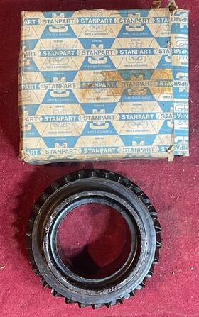 Stanpart 105630 Oem 3rd Gear For Triumph Tr2 Tr3 Tr3a Tr3b Tr4 Tr4a Tr250 Early Tr6 Nos