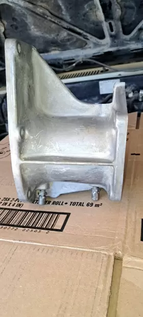 36117-35011 Toyota L43 Tail Housing 4x4 1979-80 4 Speed