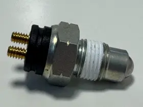 1332-140-005 Tremec Reverse Light Switch/t5/t45/sr4/ford/mustang/jeep/5 Speed/1332-140-005
