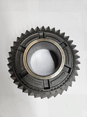Zf 1319-304-077 S650 1st Gear Mainshaft 37t