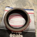 Federal Mogul/national Oil Seal 452554N New In Carquest Box ! Made Usa F+s. Price: $10.95.