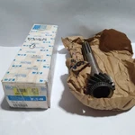 Genuine Eaton Fuller Transmissons Input Shaft For FS4205A P/n 4301615 New. Price: $179.99.