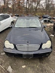 2003-2007 Mercedes-benz C-class Transfer Case 203 Type Sedan C280 Oem Used. Price: $200.00.