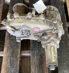 1988-1990 Chevrolet K2500 Silverado TH400 4X4 Transfer Case Np 241C Used. Price: $399.95.