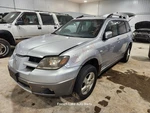 Transfer Case Assembly Fits 2004 Outlander 1314633 Used. Price: $100.00.