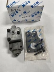 Eaton Fuller Slave K2424 Includes A5000 Valve, Gasket & Bolts New. Price: $139.95.