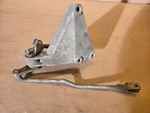 Land Rover Range Classic Transfer Case Support Lever Housing FTC0623 Used. Price: $112.49.