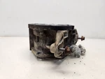 2006 Chevrolet Silverado 1500 (5.3L / At) Transfer Case Adapter Used. Price: $71.19.